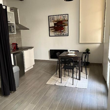 Studio Plein Coeur De Libourne Lägenhet Exteriör bild