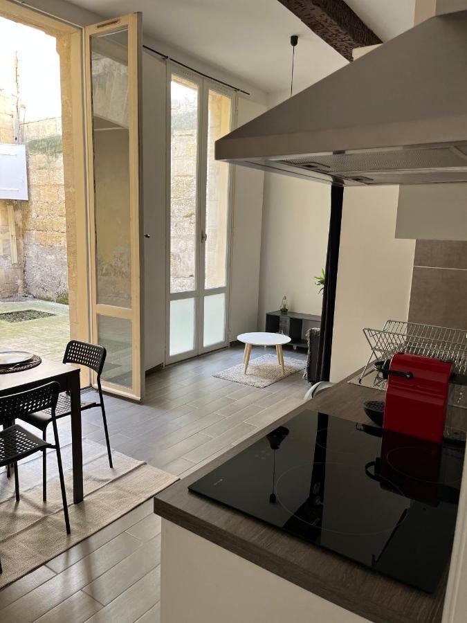 Studio Plein Coeur De Libourne Lägenhet Exteriör bild